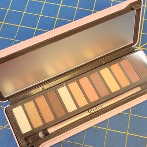 Peach II Color Cosmetics Eyeshadow Palette - Neutral Shades